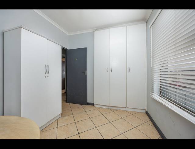 5 BEDROOM HOUSE FOR SALE IN HAGLEY